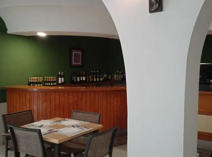 Rural Puerta De Hotel Plasencia